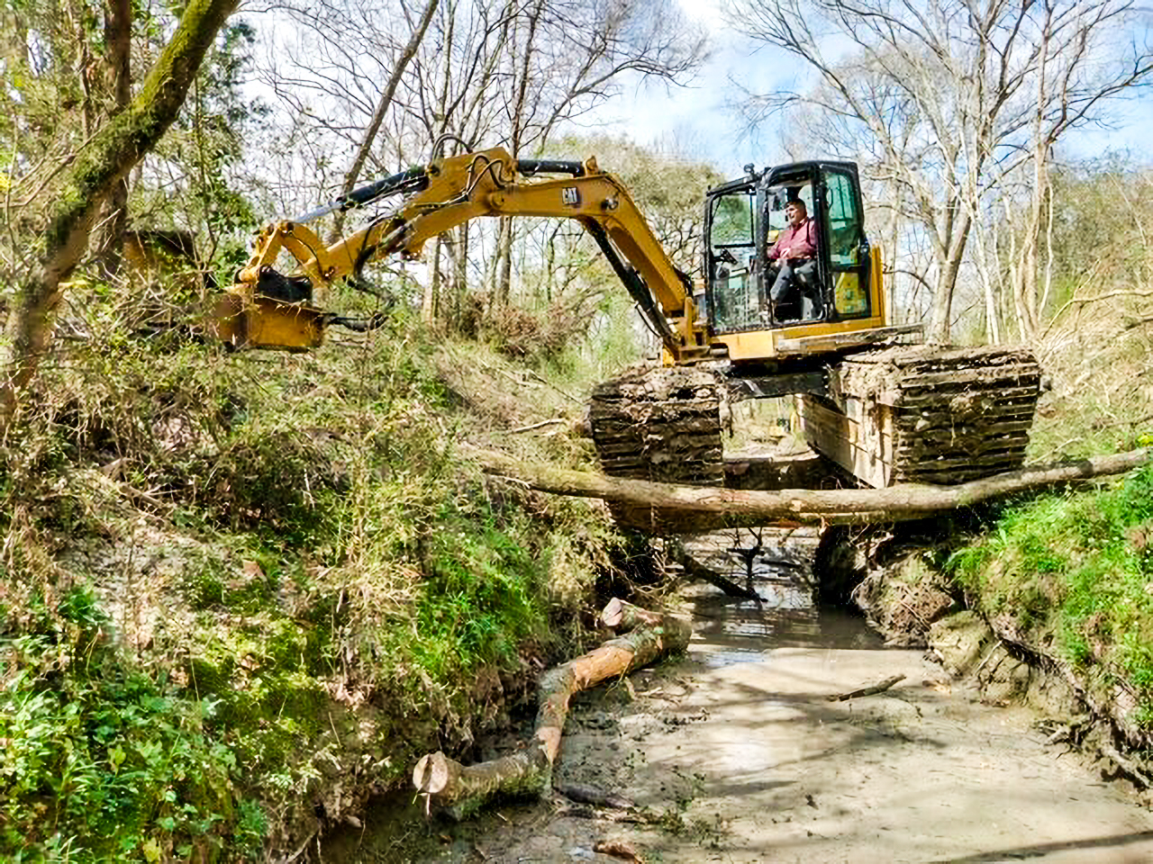 Lafayette Parish Maintenance Drainage Dredging